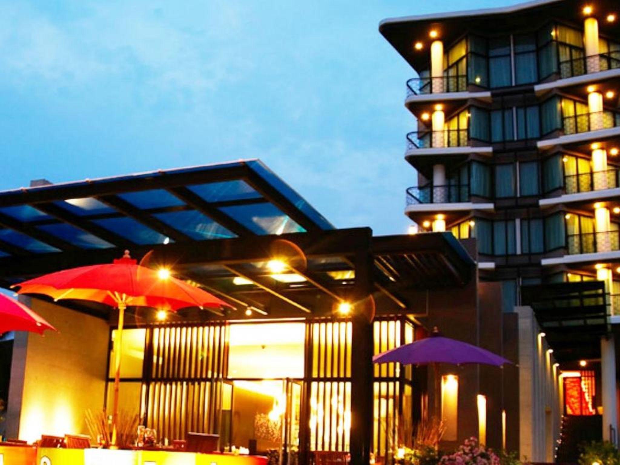 The Sez Hotel Bang Saen Ngoại thất bức ảnh