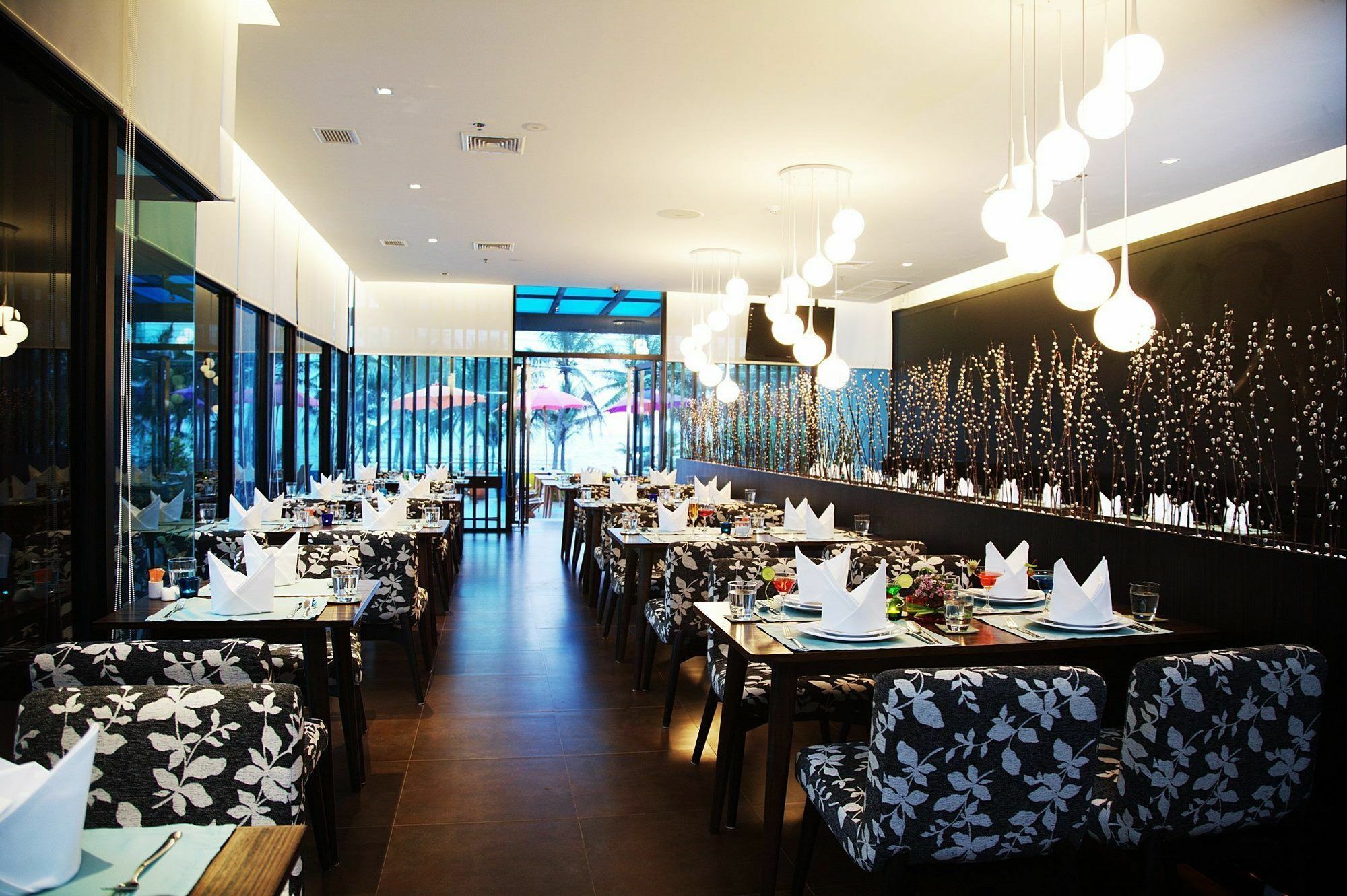 The Sez Hotel Bang Saen Ngoại thất bức ảnh